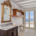 Lisante Villa *